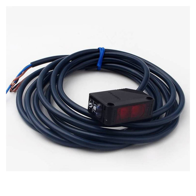 Upgrade Your Industrial Processes with E32-DC200 Fiber Optic Sensors